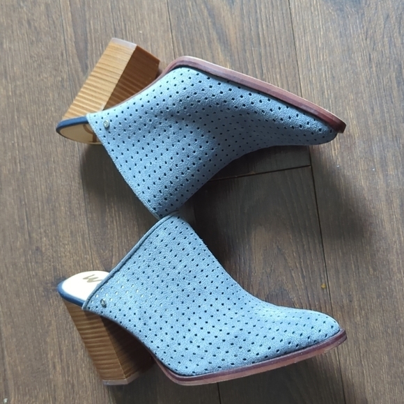 Sam Edelman Bates Perforated Suede Leather Mules/Slides - Picture 8 of 13